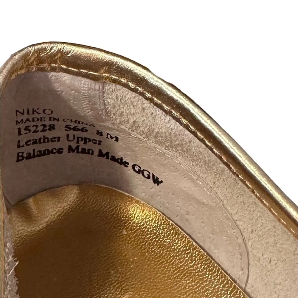 Carriage Court Gold Snake Skin Embossed Square Toe 1” Heel Loafer Flat Shoe